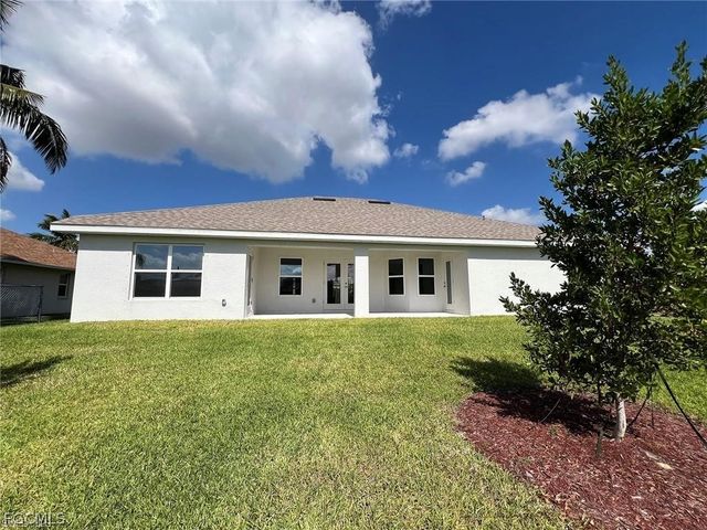 410 SE 1st TER, Cape Coral, FL 33990
