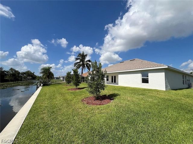 410 SE 1st TER, Cape Coral, FL 33990