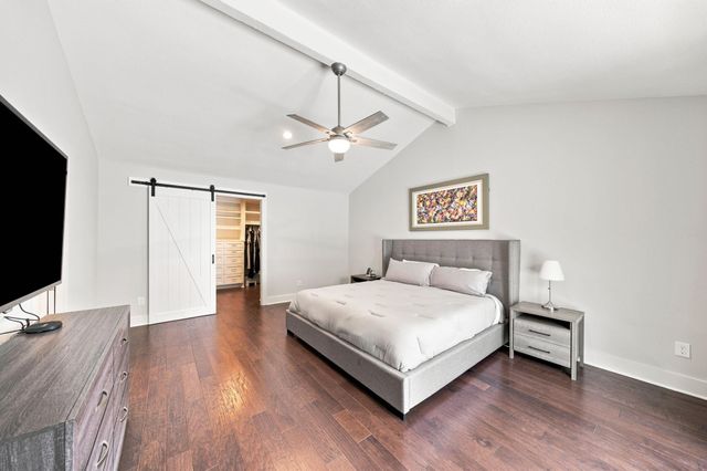 8849 Larston Street, Spring Valley Village, TX 77055