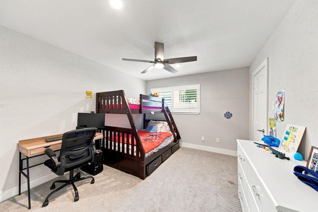 8849 Larston Street, Spring Valley Village, TX 77055