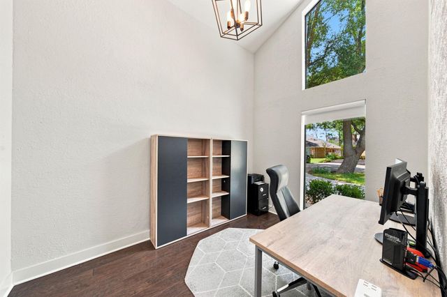 8849 Larston Street, Spring Valley Village, TX 77055