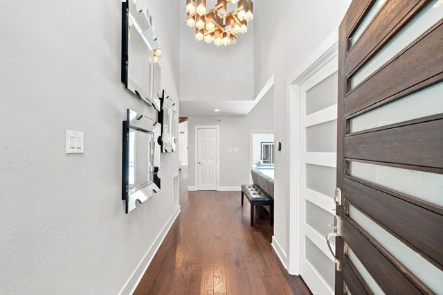 8849 Larston Street, Spring Valley Village, TX 77055