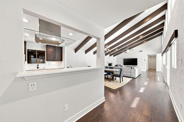 8849 Larston Street, Spring Valley Village, TX 77055