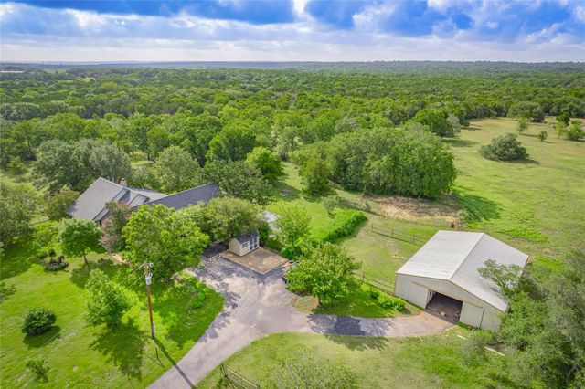 13511 Carpenter LN, Manchaca, TX 78652