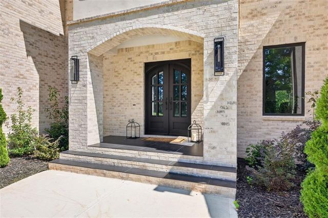 1255 Em Croy Road, Buford, GA 30518