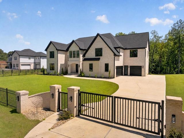 1255 Em Croy Road, Buford, GA 30518