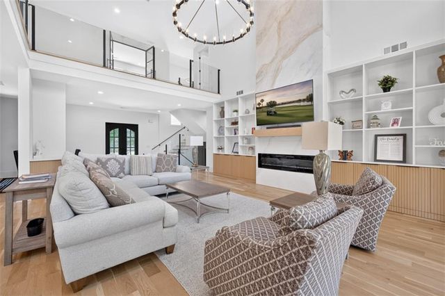 1255 Em Croy Road, Buford, GA 30518