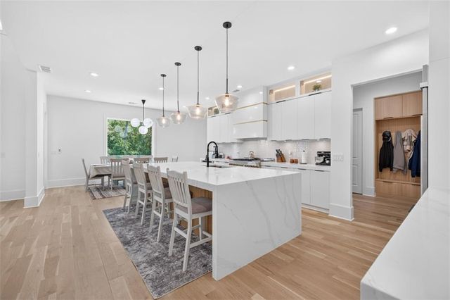 1255 Em Croy Road, Buford, GA 30518