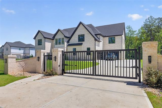1255 Em Croy Road, Buford, GA 30518
