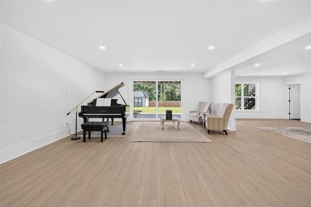 1255 Em Croy Road, Buford, GA 30518