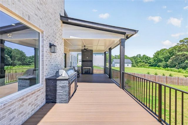 1255 Em Croy Road, Buford, GA 30518
