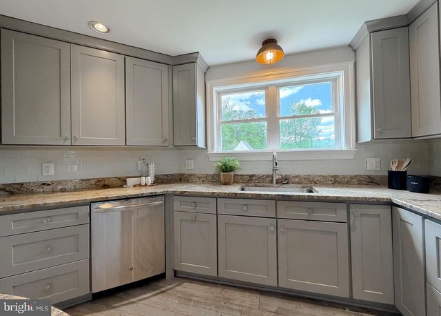 7779 BUMPY OAK RD, La Plata, MD 20646