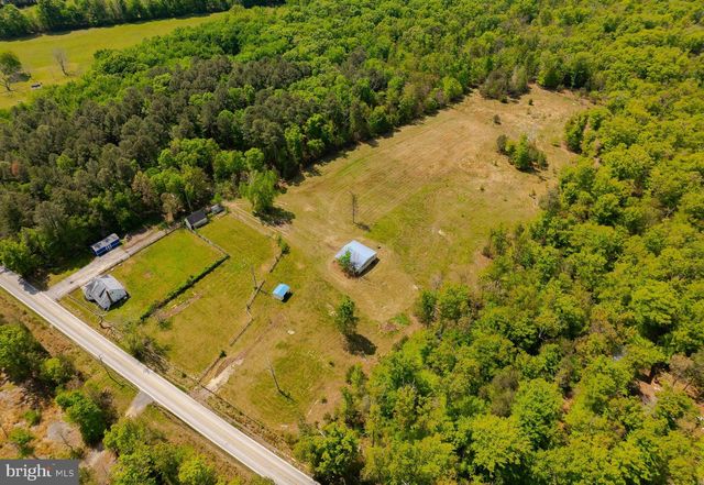 7779 BUMPY OAK RD, La Plata, MD 20646