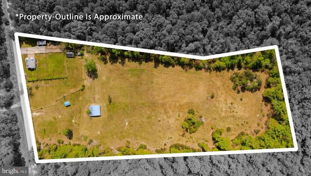 7779 BUMPY OAK RD, La Plata, MD 20646