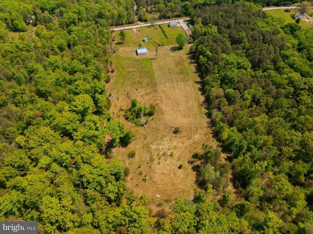 7779 BUMPY OAK RD, La Plata, MD 20646