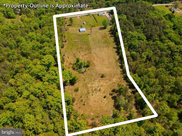 7779 BUMPY OAK RD, La Plata, MD 20646