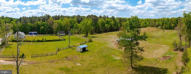 7779 BUMPY OAK RD, La Plata, MD 20646
