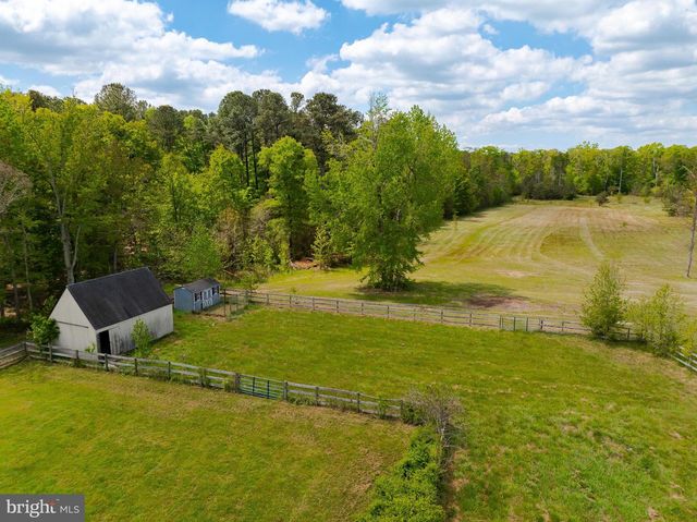 7779 BUMPY OAK RD, La Plata, MD 20646