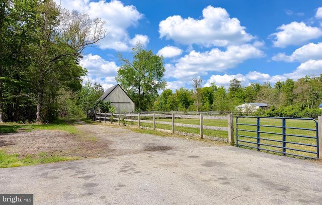 7779 BUMPY OAK RD, La Plata, MD 20646