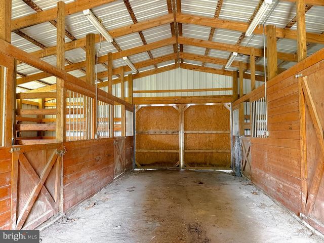 7779 BUMPY OAK RD, La Plata, MD 20646
