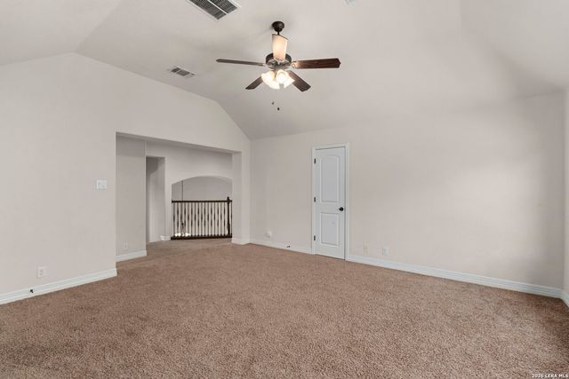 3519 CREST NOCHE DR, San Antonio, TX 78261