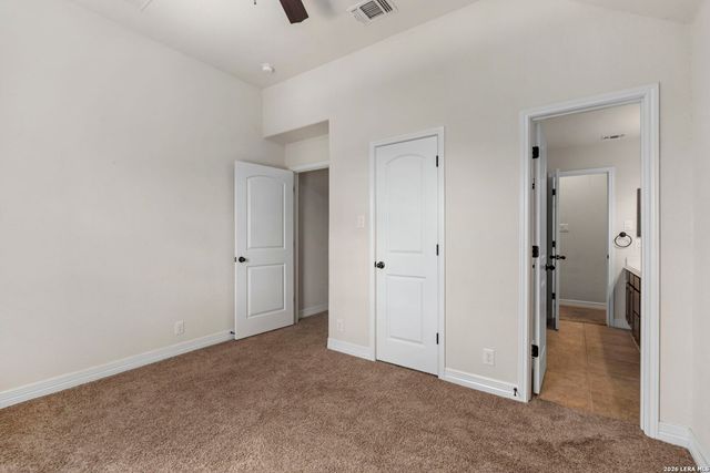 3519 CREST NOCHE DR, San Antonio, TX 78261