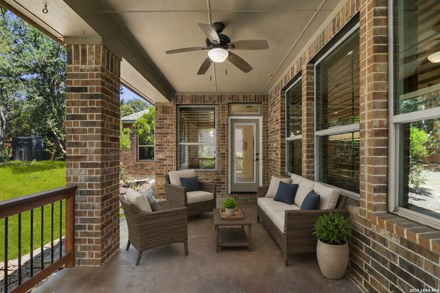 3519 CREST NOCHE DR, San Antonio, TX 78261