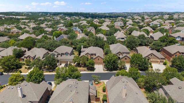 3519 CREST NOCHE DR, San Antonio, TX 78261