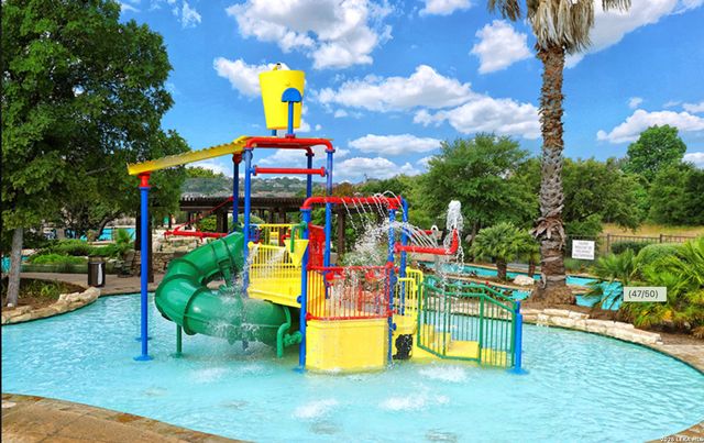 3519 CREST NOCHE DR, San Antonio, TX 78261