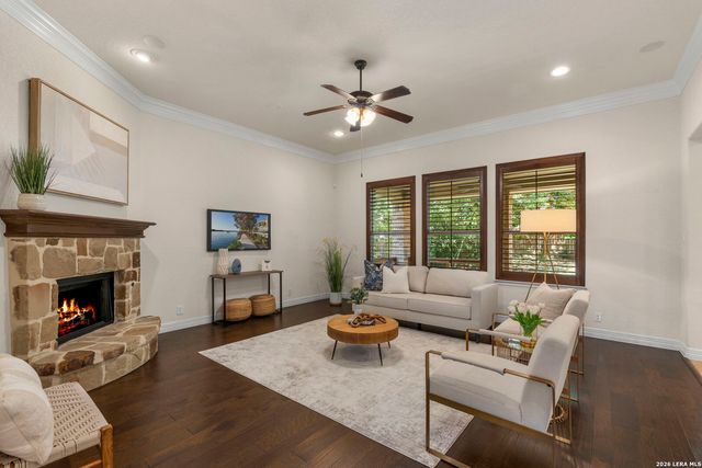 3519 CREST NOCHE DR, San Antonio, TX 78261
