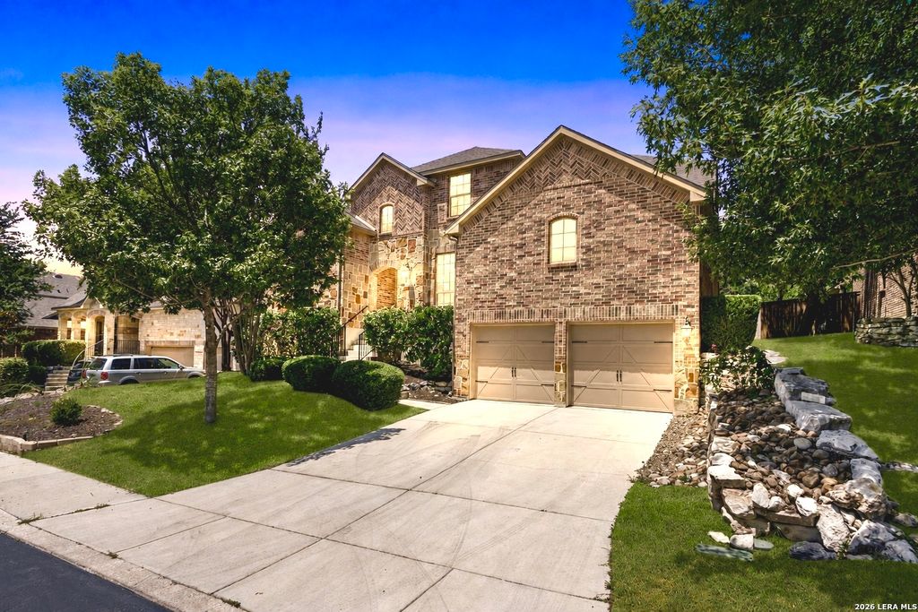 3519 CREST NOCHE DR, San Antonio, TX 78261