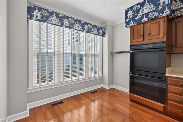1076 Collection Creek WAY, Virginia Beach, VA 23454