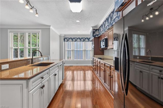 1076 Collection Creek WAY, Virginia Beach, VA 23454