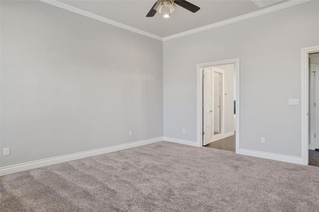 4805 Hambletonian Lane, Mustang, OK 73064