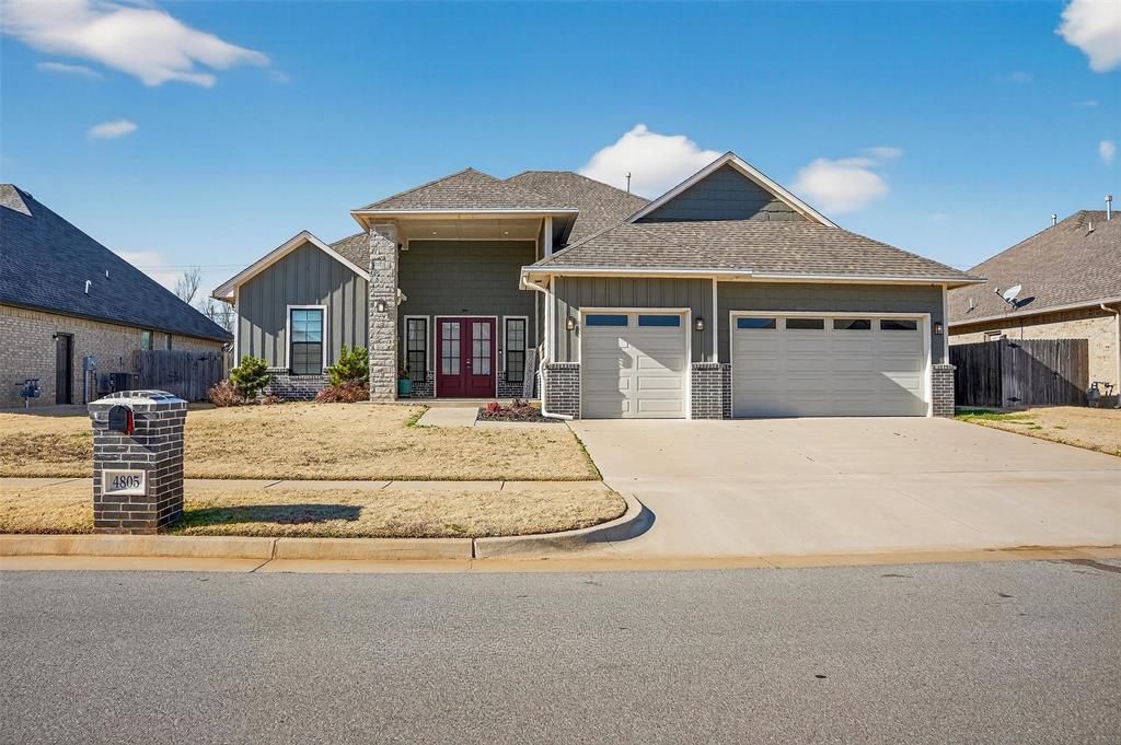 4805 Hambletonian Lane, Mustang, OK 73064