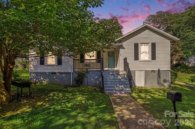 2878 Millstone Drive, Gastonia, NC 28054