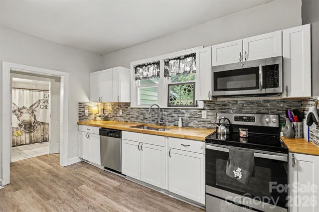 2878 Millstone Drive, Gastonia, NC 28054