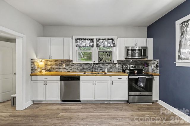 2878 Millstone Drive, Gastonia, NC 28054
