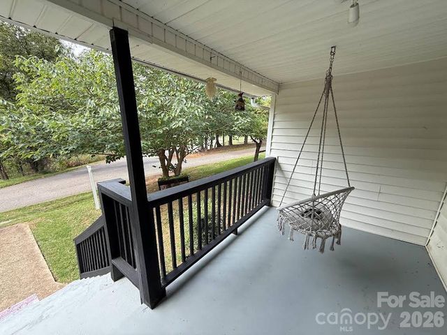 2878 Millstone Drive, Gastonia, NC 28054