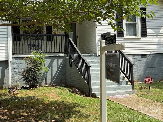2878 Millstone Drive, Gastonia, NC 28054
