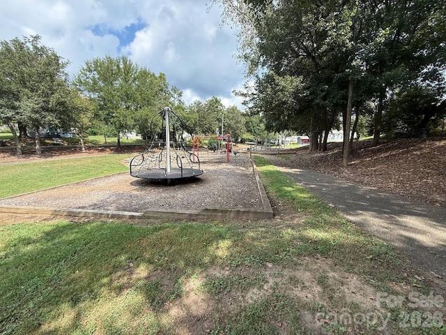 2878 Millstone Drive, Gastonia, NC 28054