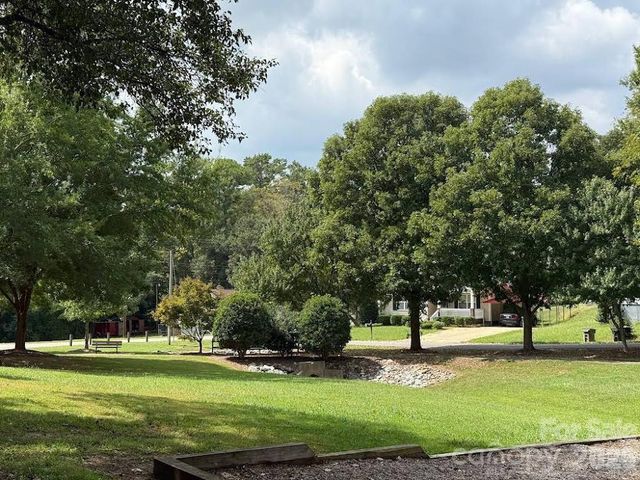 2878 Millstone Drive, Gastonia, NC 28054