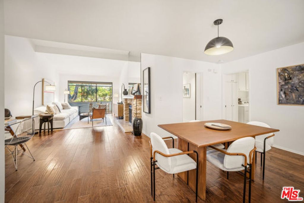 4600 Via Dolce 304, Marina Del Rey, CA 90292
