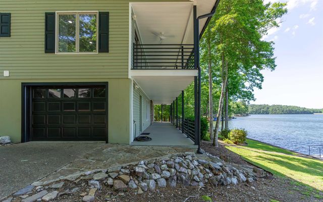 9 Llana Lane, Hot Springs Village, AR 71909