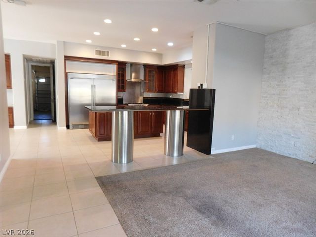 417 Grand Augusta Lane, Las Vegas, NV 89144