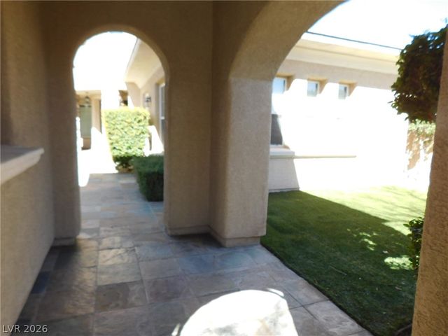 417 Grand Augusta Lane, Las Vegas, NV 89144