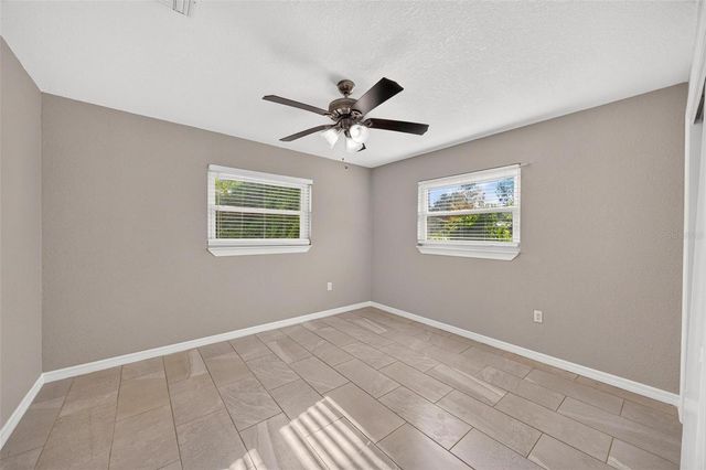 610 W MAUD STREET, Tavares, FL 32778