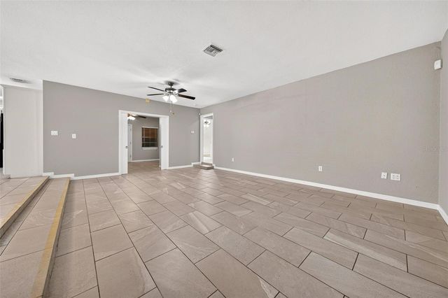 610 W MAUD STREET, Tavares, FL 32778