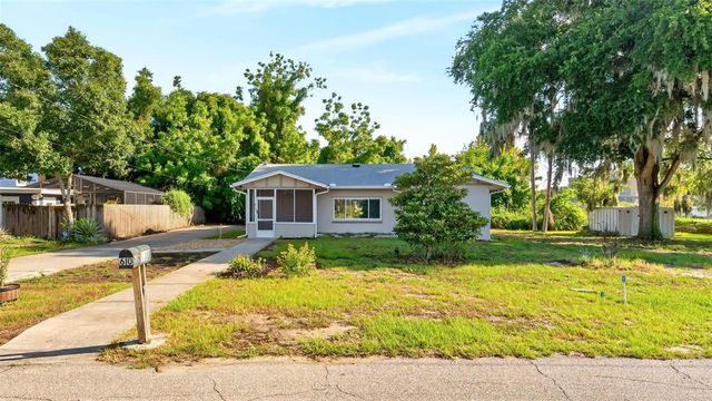 610 W MAUD STREET, Tavares, FL 32778