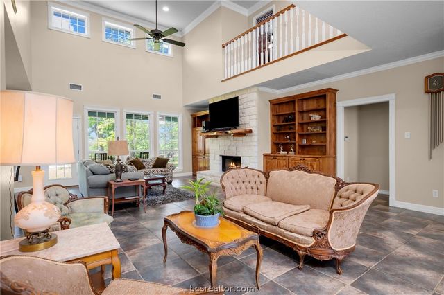 6400 Koppe Bridge Road, College Station, TX 77845